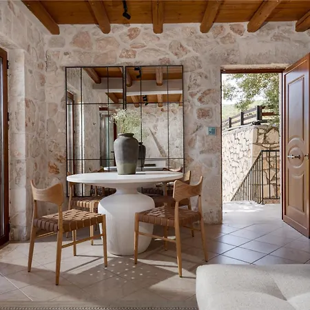 Oresis Panoramic Sea Retreat Access 100 Meters